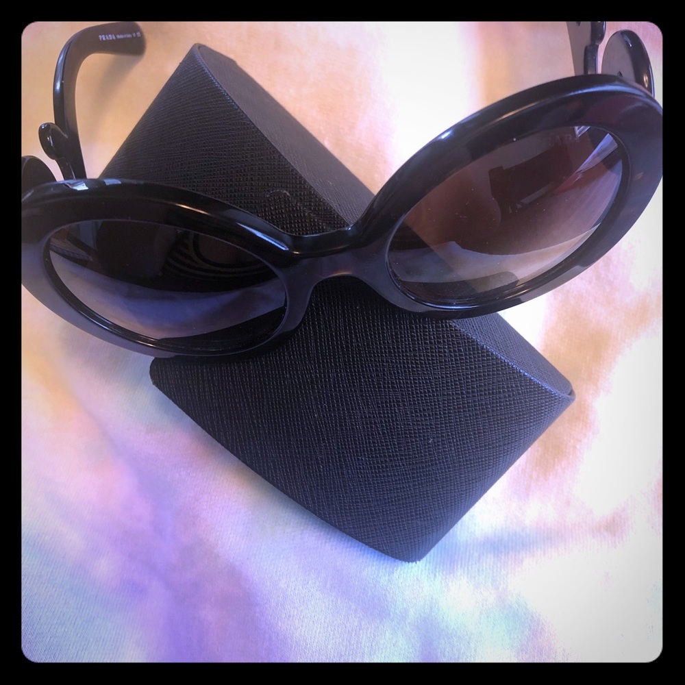 PRADA lenses